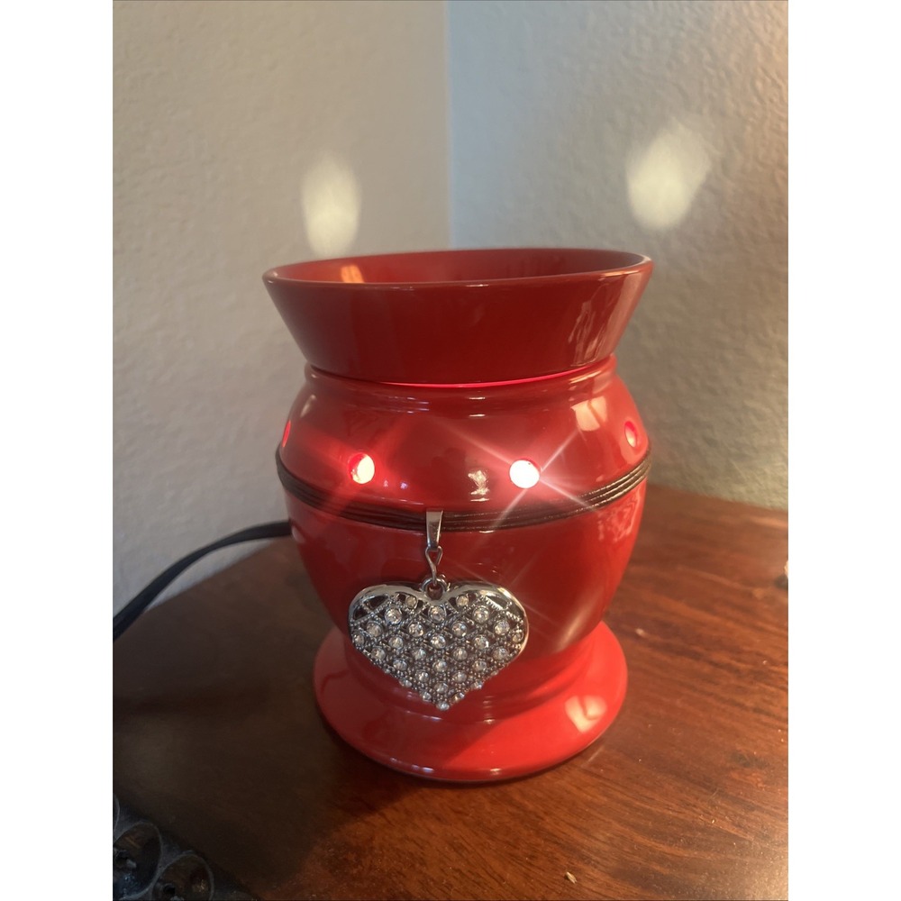 SCENTSY WAX WARMER - BE MINE Wax Warmer - FULL SIZE